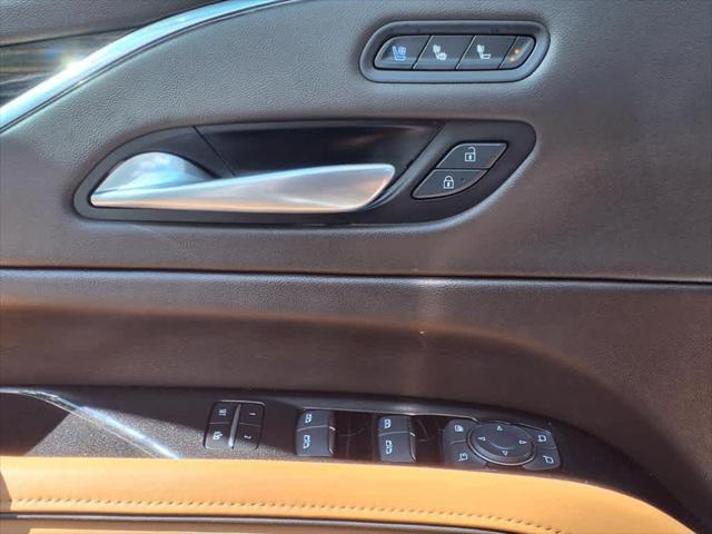 used 2024 Cadillac Escalade ESV car, priced at $84,318