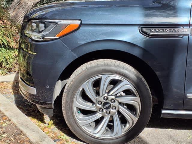 used 2022 Lincoln Navigator car, priced at $49,313