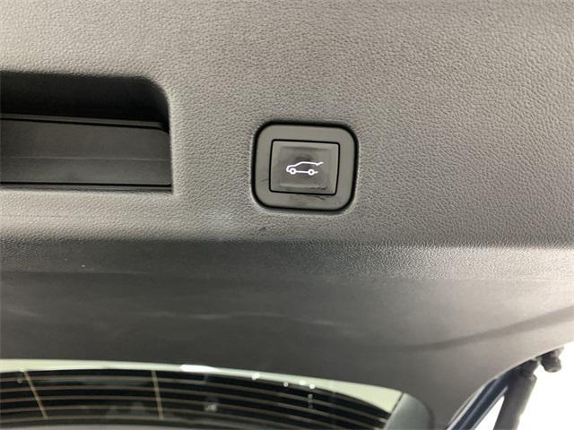 new 2025 Chevrolet Traverse car, priced at $42,112