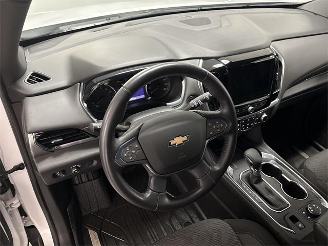 used 2022 Chevrolet Traverse car, priced at $29,800