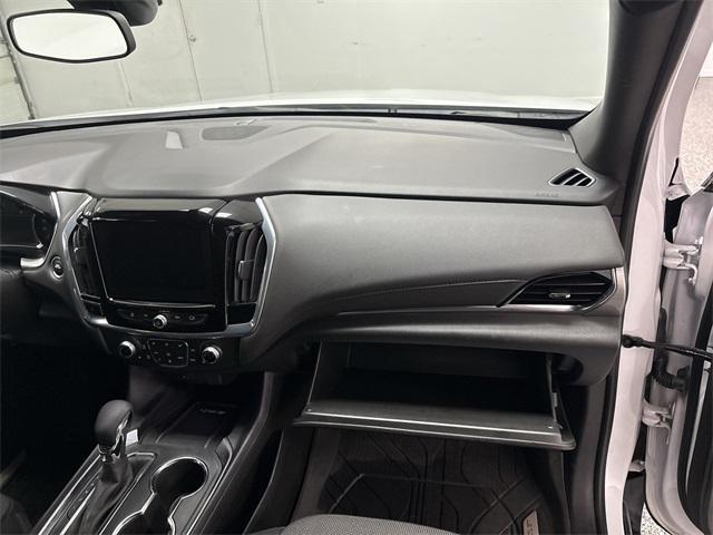 used 2022 Chevrolet Traverse car, priced at $29,800