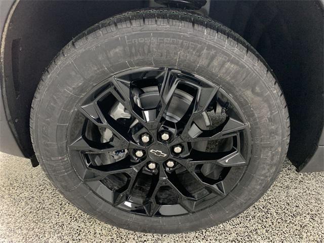 new 2025 Chevrolet Traverse car, priced at $44,208