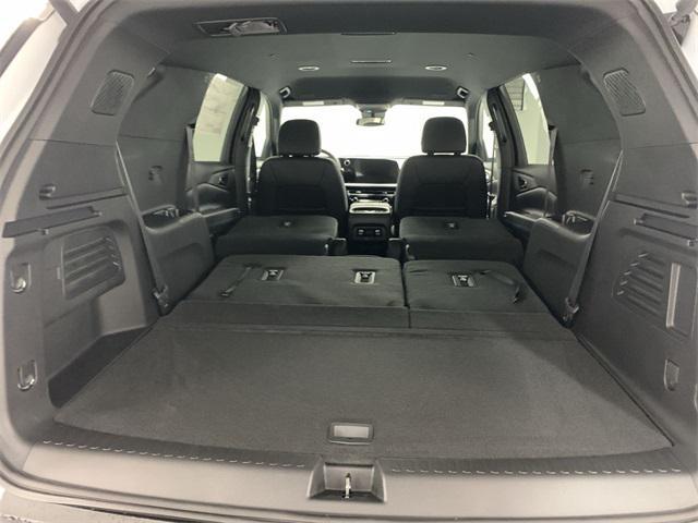 new 2025 Chevrolet Traverse car, priced at $44,208