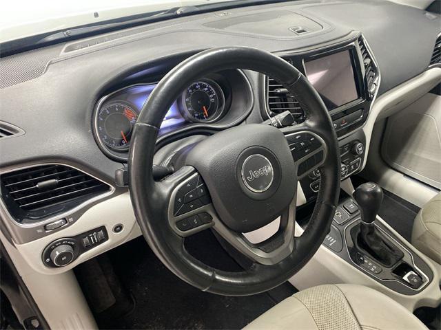 used 2019 Jeep Cherokee car, priced at $15,697