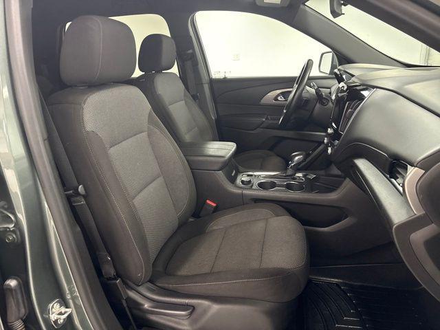 used 2023 Chevrolet Traverse car, priced at $21,994