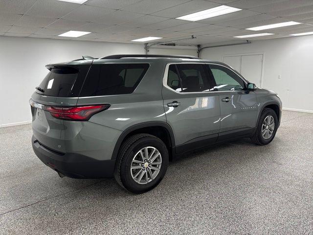 used 2023 Chevrolet Traverse car, priced at $21,994