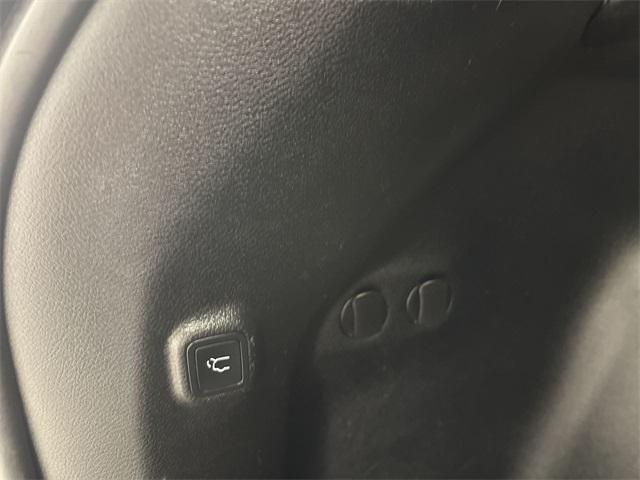 used 2019 Jeep Cherokee car, priced at $17,700