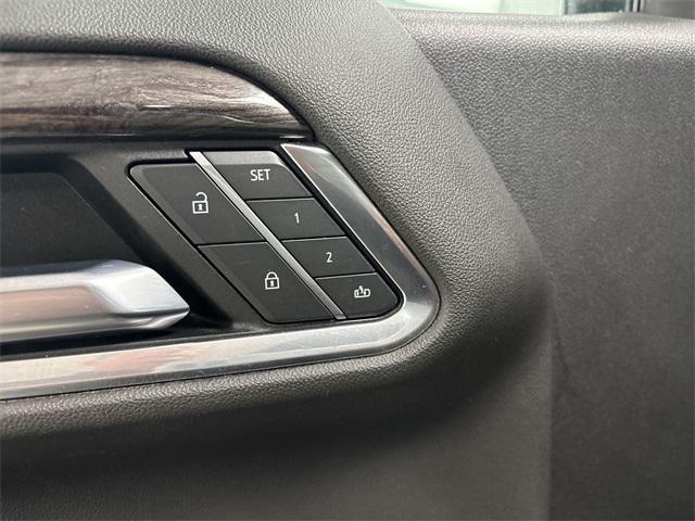 used 2022 Chevrolet Silverado 1500 car, priced at $43,900