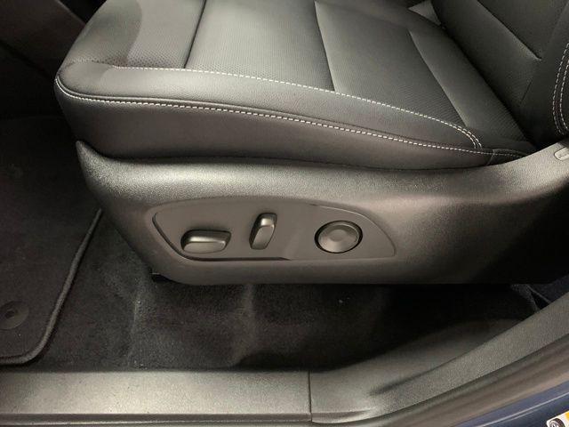 new 2026 Chevrolet Traverse car, priced at $43,337