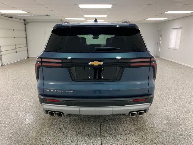 new 2026 Chevrolet Traverse car, priced at $43,337