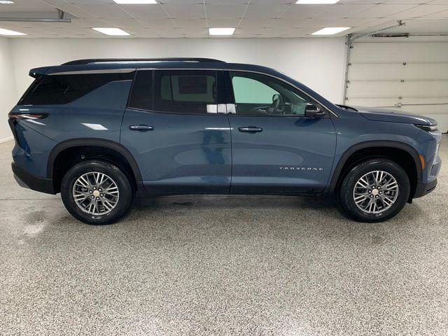 new 2026 Chevrolet Traverse car, priced at $43,337