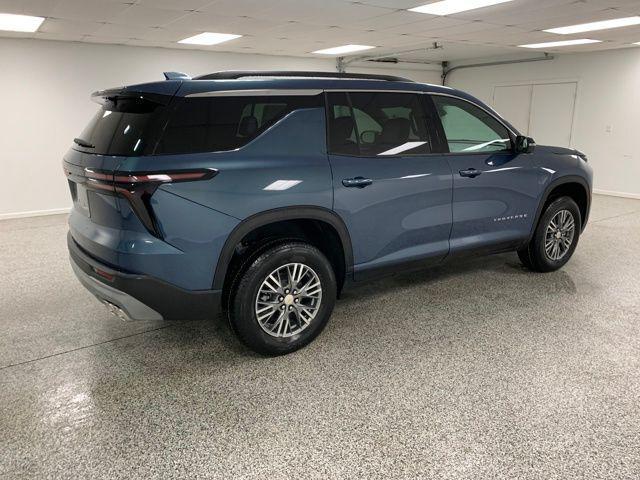 new 2026 Chevrolet Traverse car, priced at $43,337