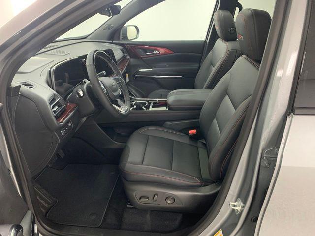 new 2026 Chevrolet Traverse car, priced at $52,798