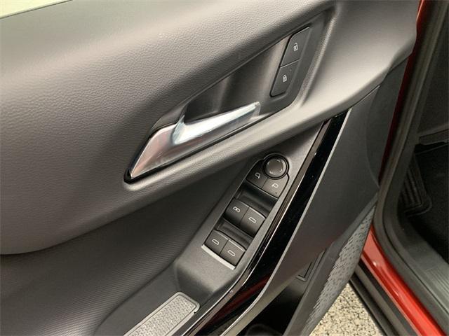 new 2025 Chevrolet Equinox car, priced at $32,031