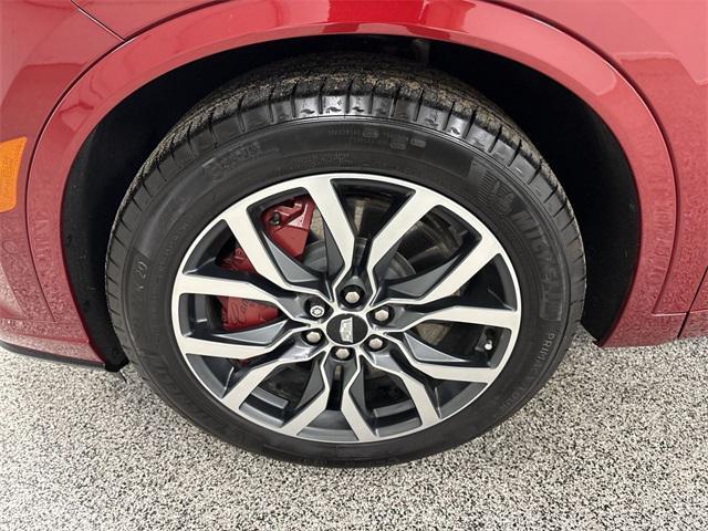 used 2023 Cadillac XT6 car, priced at $44,700