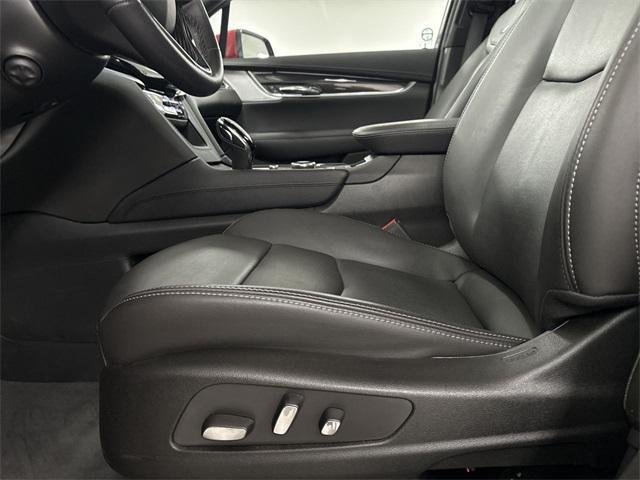 used 2023 Cadillac XT6 car, priced at $44,700