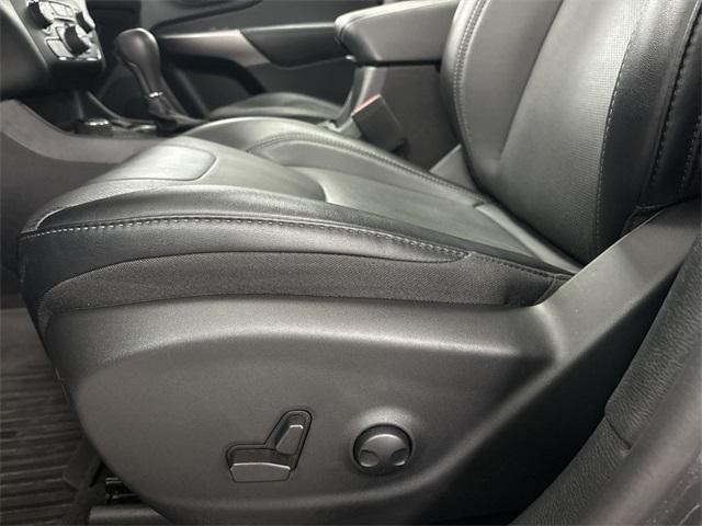 used 2022 Jeep Cherokee car, priced at $27,700