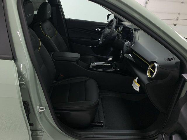 new 2025 Chevrolet Trax car, priced at $24,369