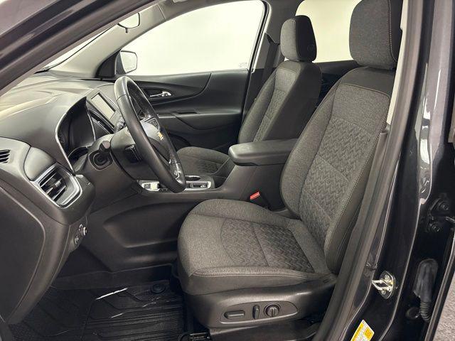 used 2023 Chevrolet Equinox car, priced at $19,999