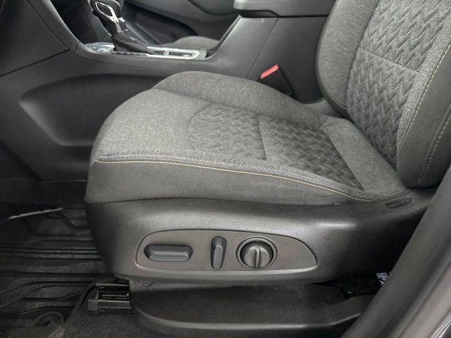 used 2023 Chevrolet Equinox car, priced at $19,999