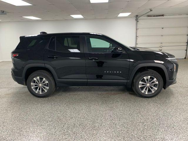 new 2026 Chevrolet Equinox car, priced at $32,003