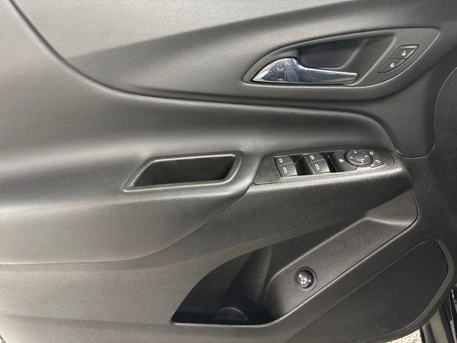 used 2022 Chevrolet Equinox car, priced at $18,700