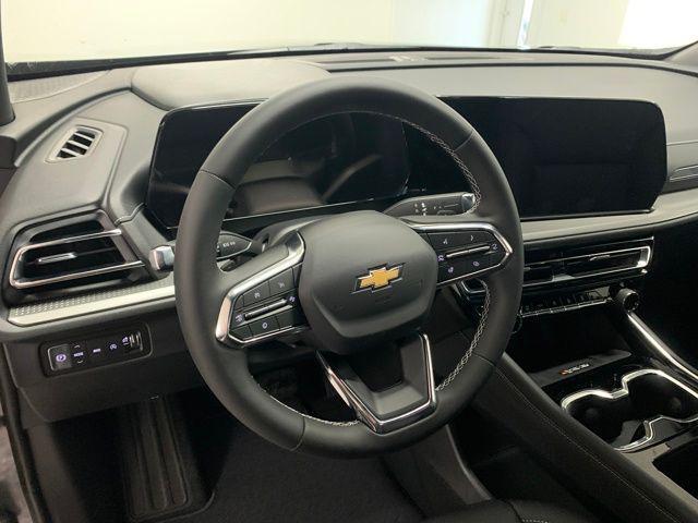 new 2026 Chevrolet Traverse car, priced at $43,337