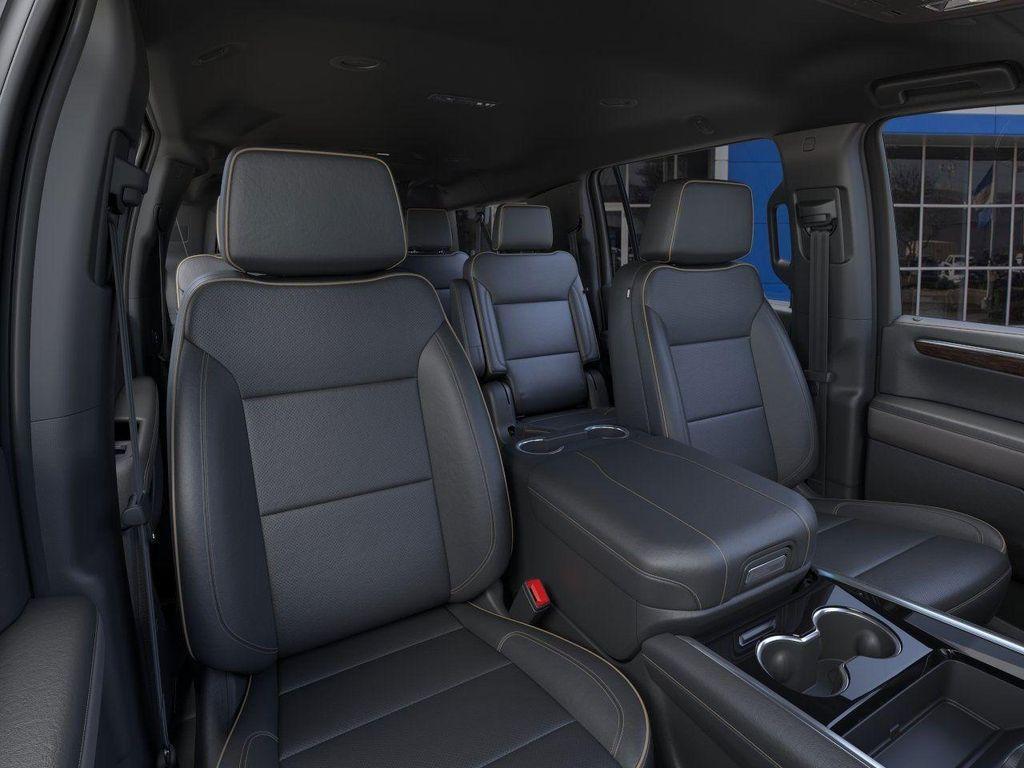 new 2025 Chevrolet Suburban car, priced at $78,999