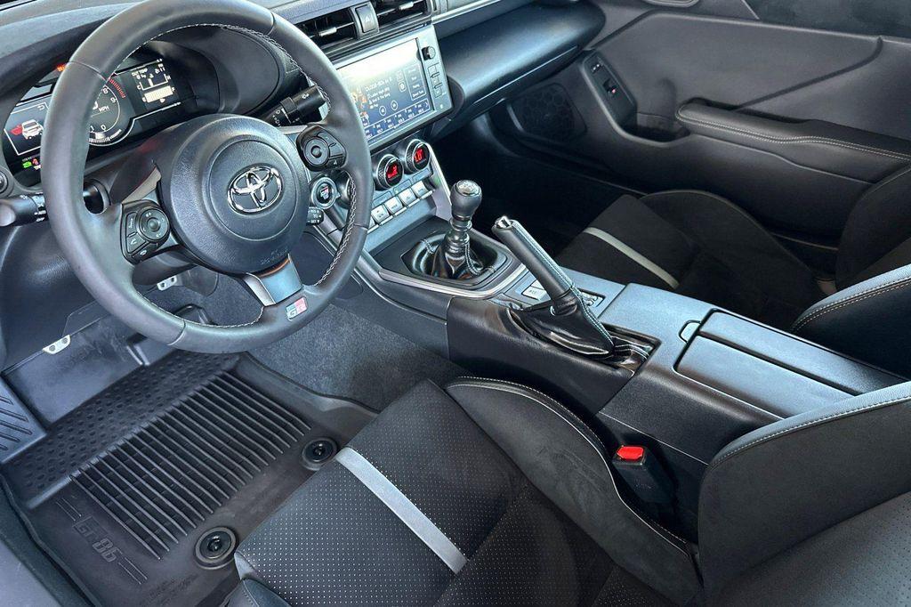 used 2023 Toyota GR86 car, priced at $29,788