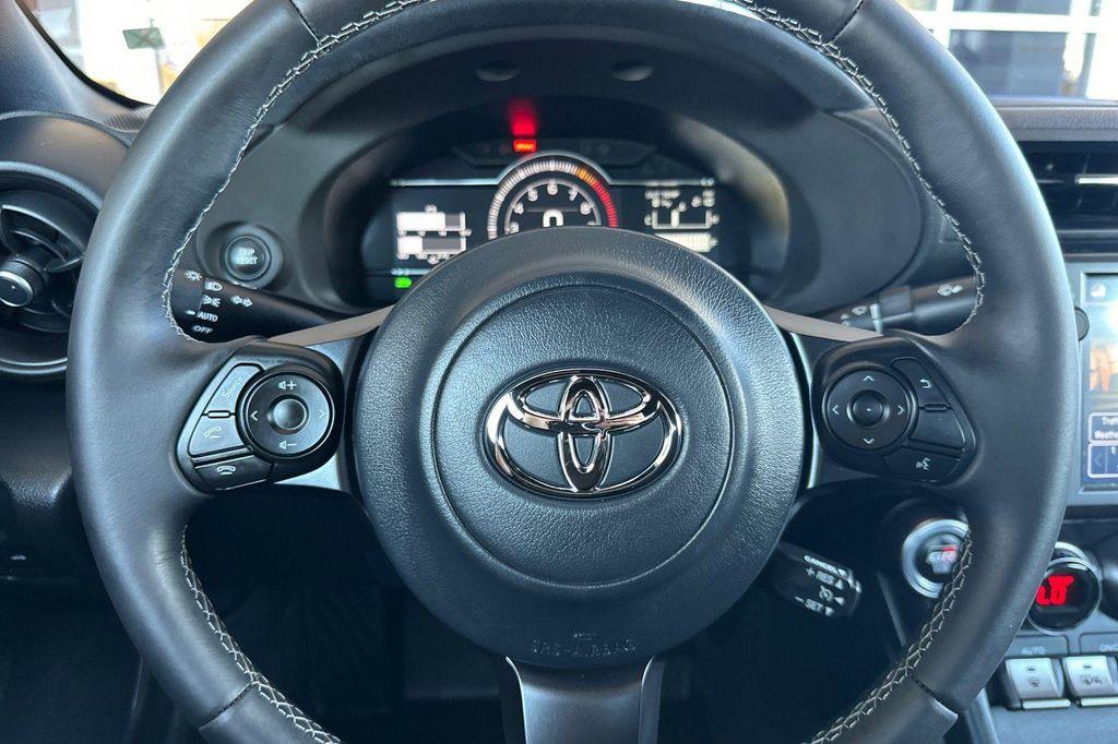 used 2023 Toyota GR86 car, priced at $29,788