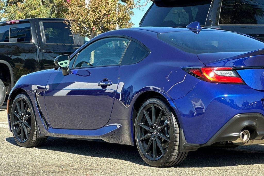 used 2023 Toyota GR86 car, priced at $29,788