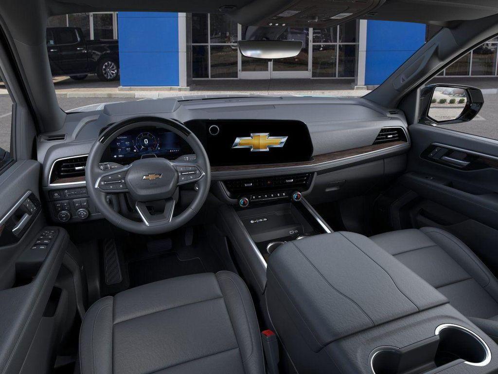new 2025 Chevrolet Suburban car, priced at $77,999