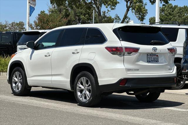 used 2014 Toyota Highlander car, priced at $17,798