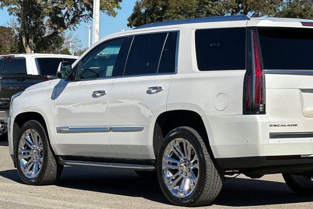 used 2019 Cadillac Escalade car, priced at $33,497
