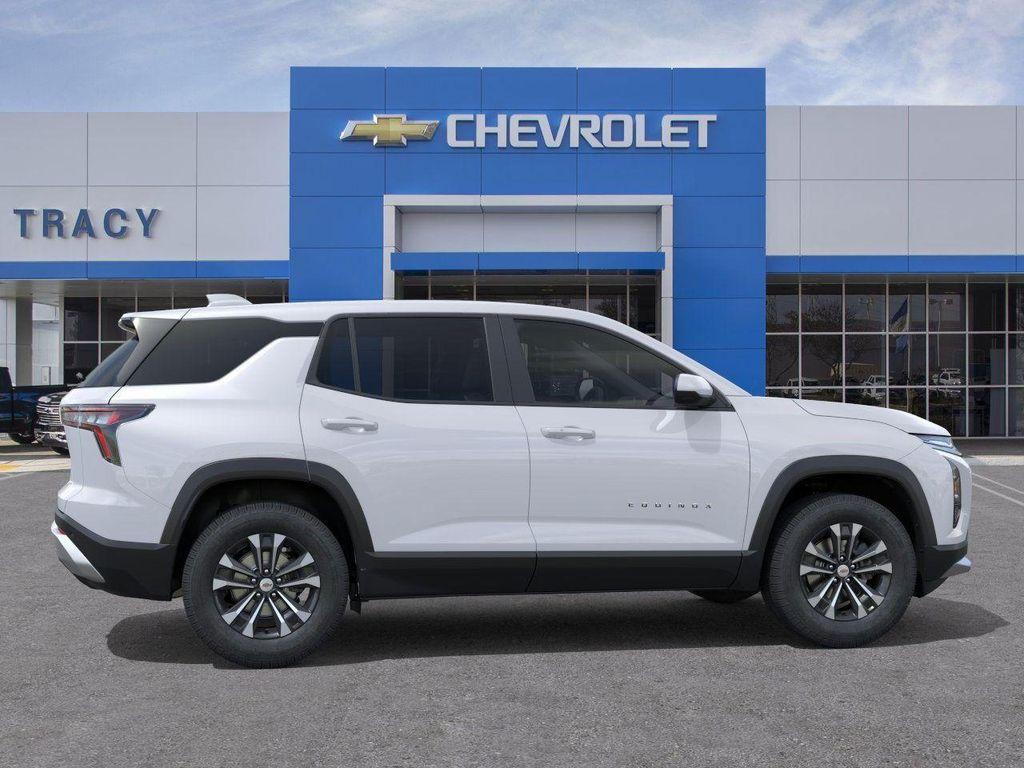 new 2026 Chevrolet Equinox car, priced at $31,995