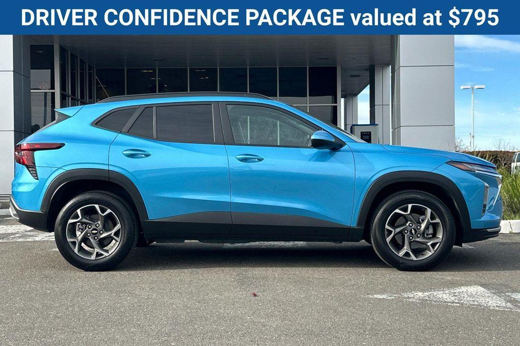 used 2025 Chevrolet Trax car, priced at $23,999
