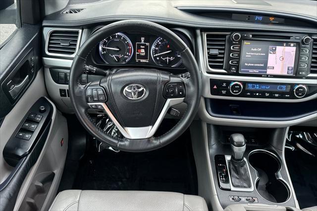 used 2014 Toyota Highlander car, priced at $20,699