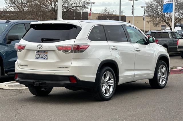 used 2014 Toyota Highlander car, priced at $20,699