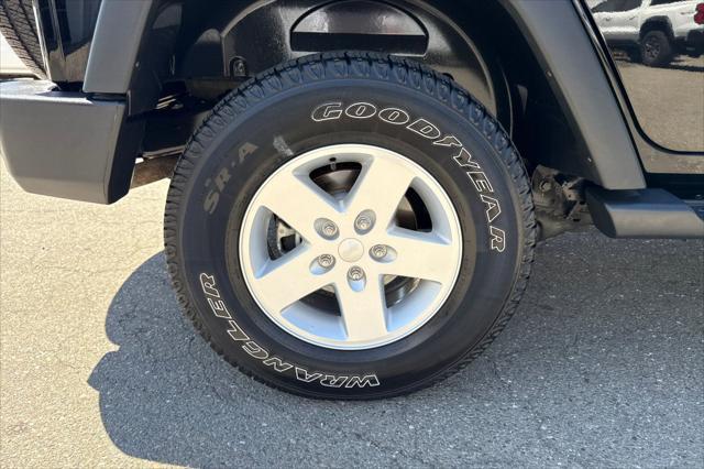 used 2015 Jeep Wrangler Unlimited car, priced at $22,999