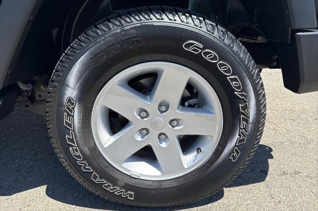used 2015 Jeep Wrangler Unlimited car, priced at $22,999