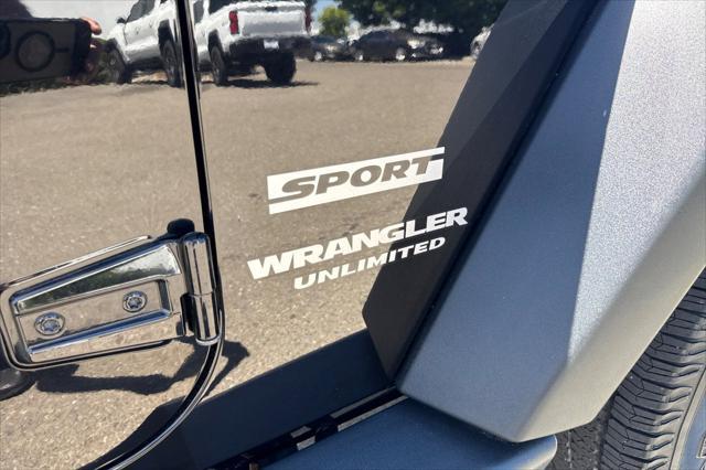 used 2015 Jeep Wrangler Unlimited car, priced at $22,999