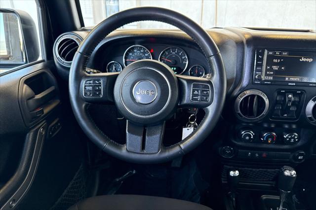 used 2015 Jeep Wrangler Unlimited car, priced at $22,999
