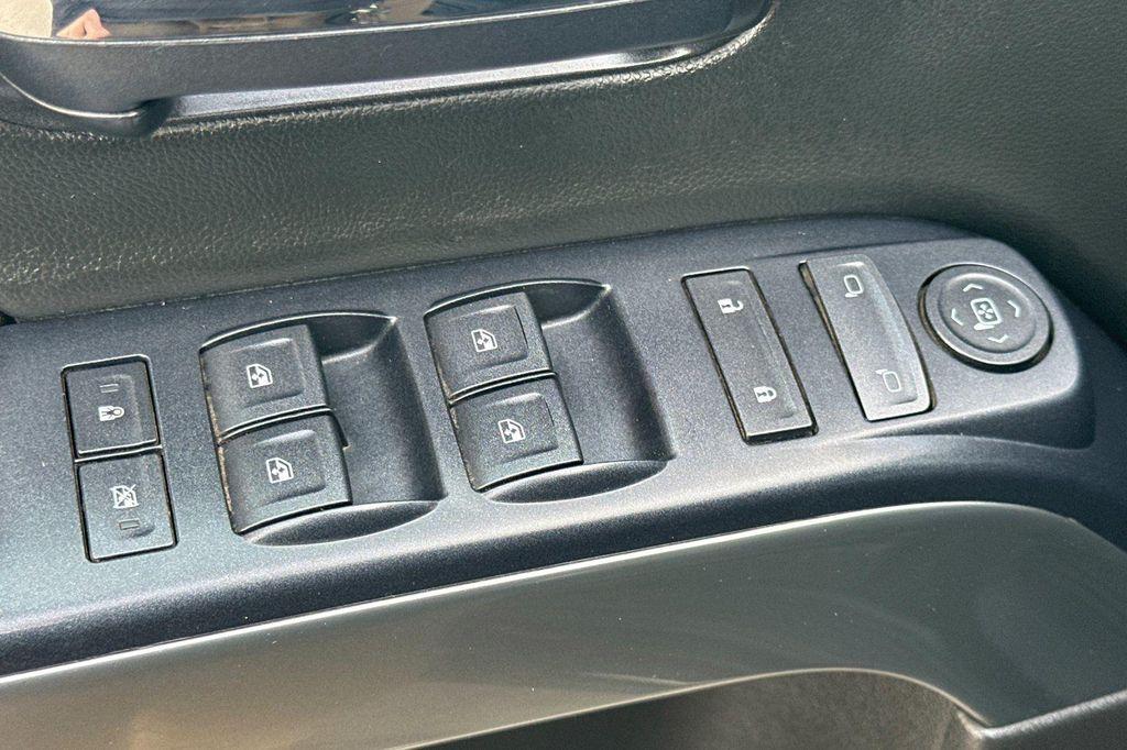 used 2015 Chevrolet Silverado 1500 car, priced at $20,999