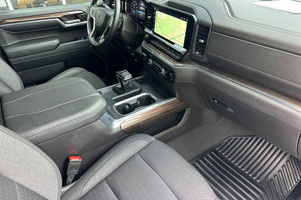used 2024 Chevrolet Silverado 1500 car, priced at $43,699