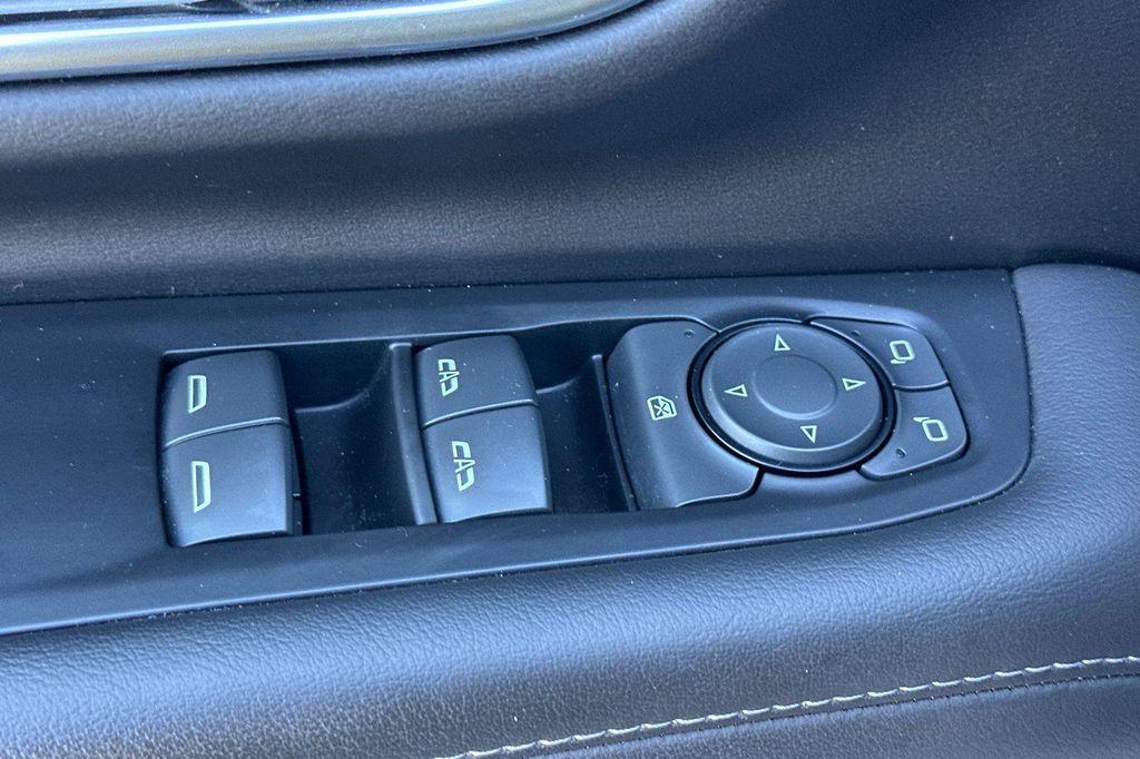 used 2022 Chevrolet Tahoe car, priced at $48,487