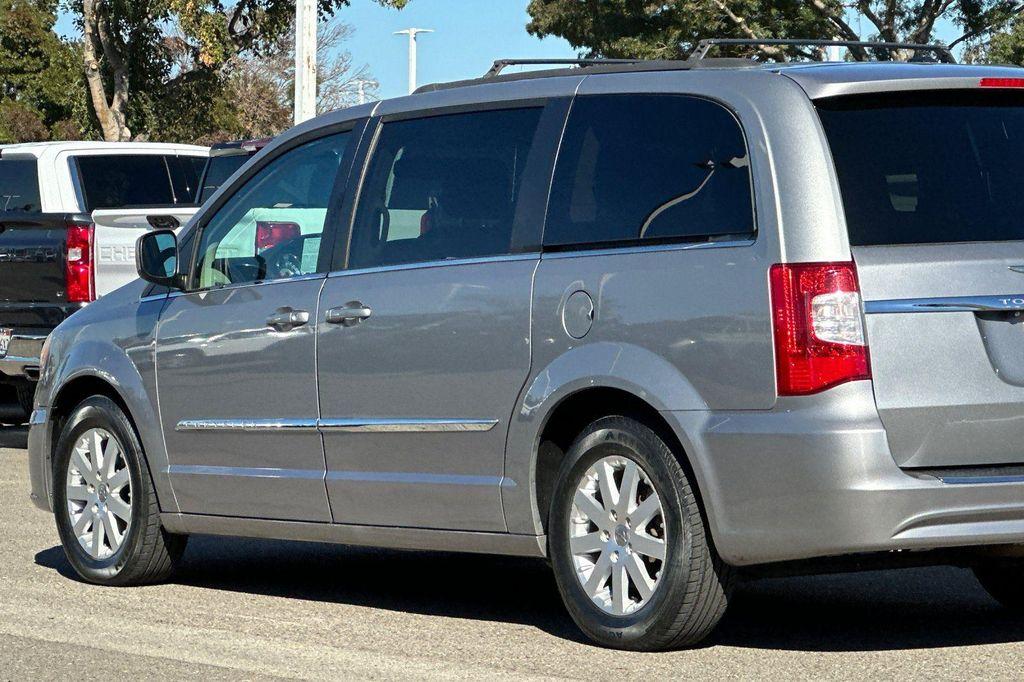 used 2015 Chrysler Town & Country car, priced at $8,598