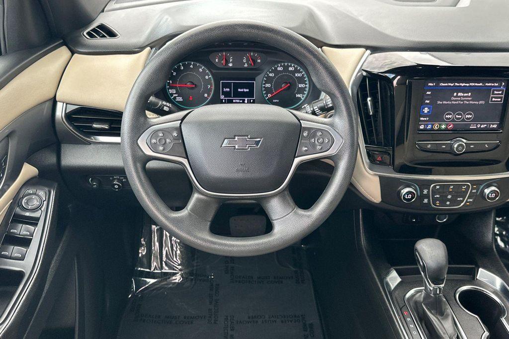 used 2023 Chevrolet Traverse car, priced at $23,499