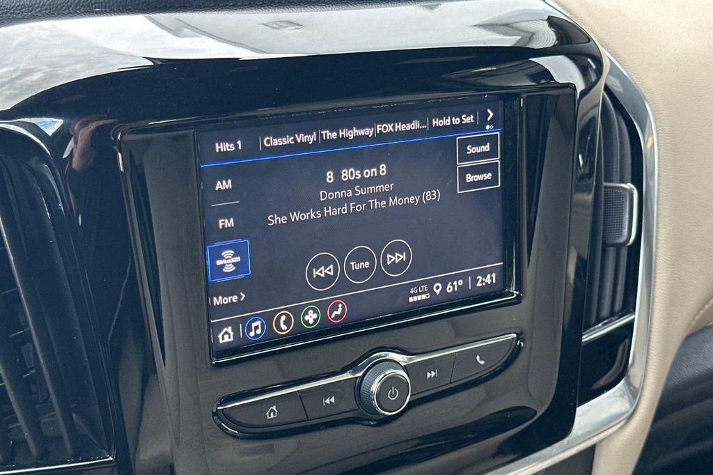 used 2023 Chevrolet Traverse car, priced at $23,499