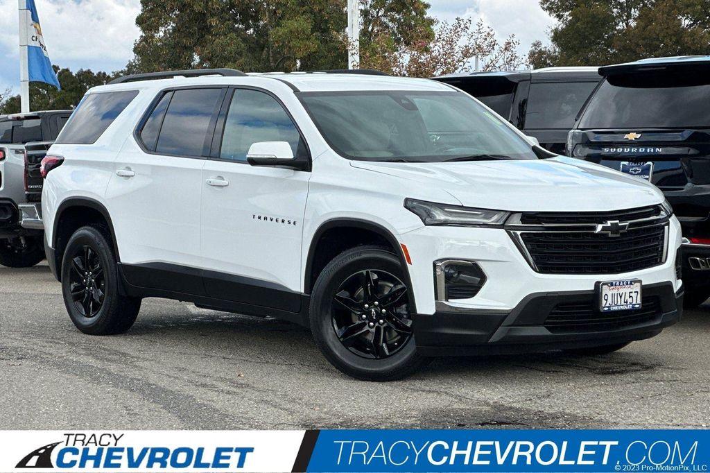 used 2023 Chevrolet Traverse car, priced at $23,499