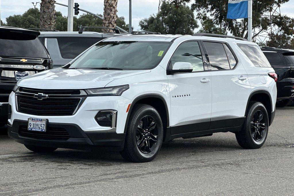 used 2023 Chevrolet Traverse car, priced at $23,499